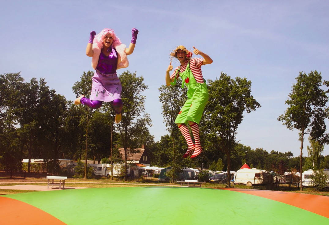 TOMMIE.LILA.SPORT.SPEELPARK.2-2.jpg