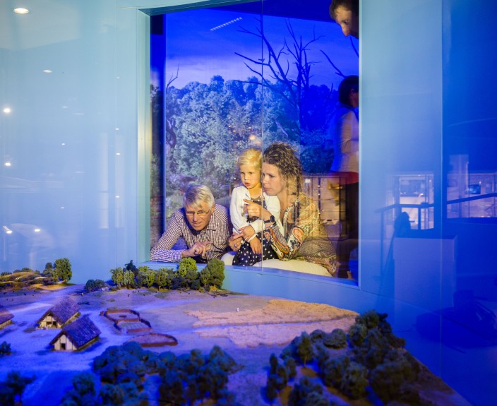 Neanderthaler tot stedeling - landschap blauw-min.jpg